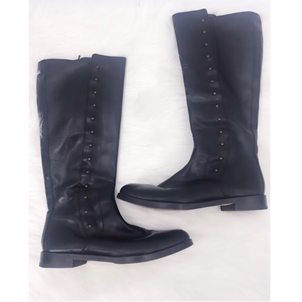 Beautiful leather ridding boots